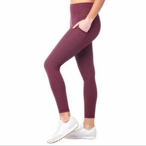 EXCELLENT CONDITION WOMEN’S SIZE LARGE RIBBED LUKKA LUX LEGGINGS WITH POCKETS